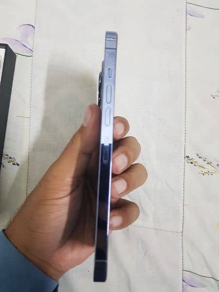 iphone 13pro max 256GB pta 1