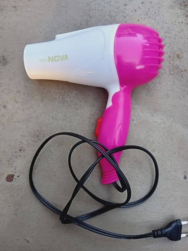 Mini Hair dryer ( brand new) 3