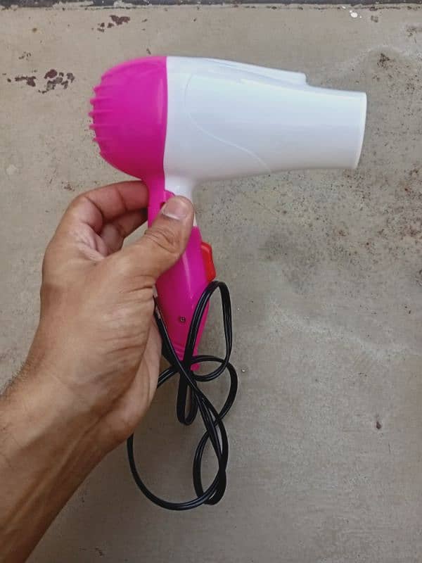 Mini Hair dryer ( brand new) 4