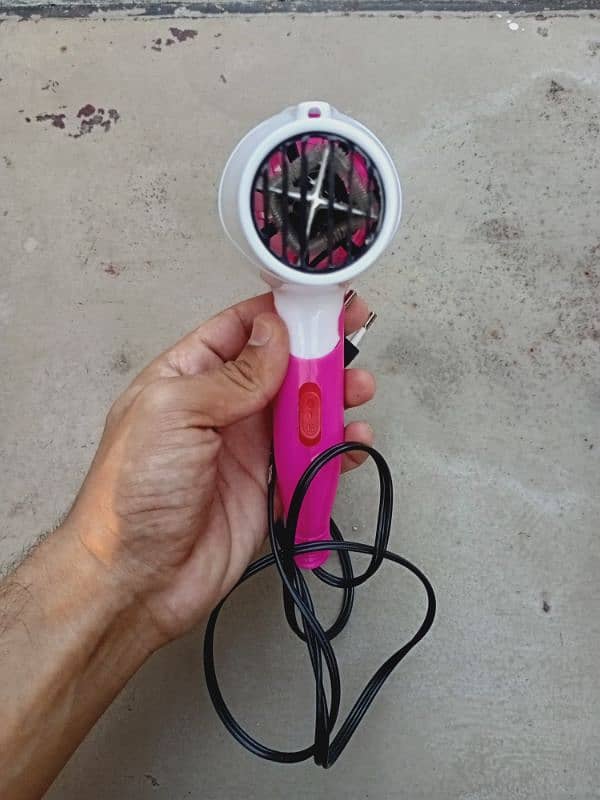 Mini Hair dryer ( brand new) 5