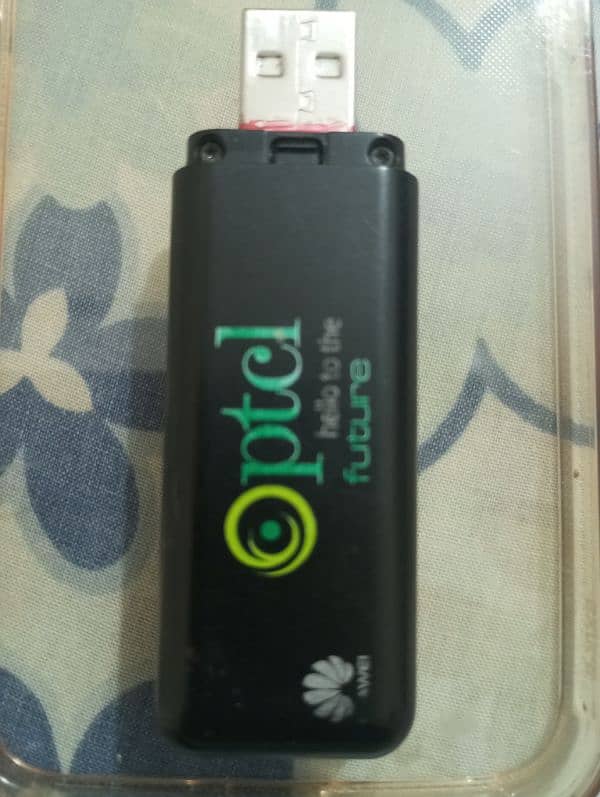 PTCL EVO CHARGEE . UNLOCKD ALL NETWORK SIM SUPORTED FOR NT WITH ADOPTR 0