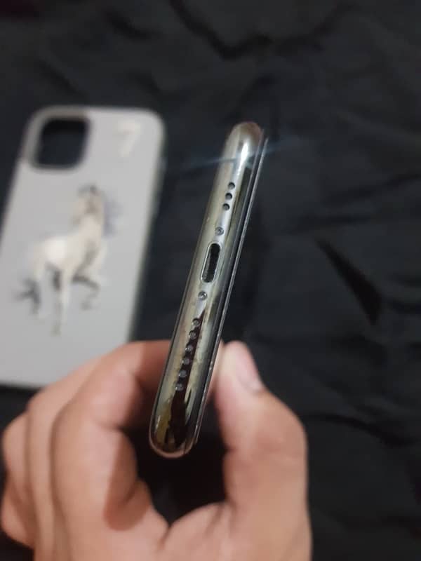 iphone 11 Pro [NON PTA]  Exchange possible with iphones OR Bikes 3