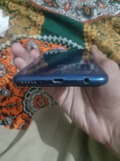 Huawei y7 prime new mobile all ok hai koi fault ni hai