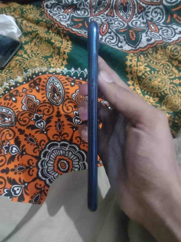 Huawei y7 prime new mobile all ok hai koi fault ni hai 3