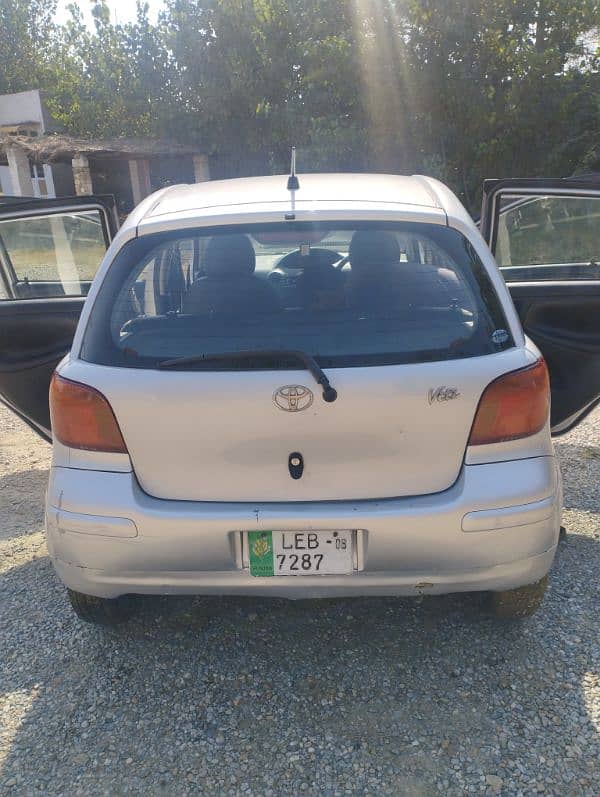 Toyota Vitz 2004 Model 2008 Registered 2