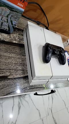 ps4 glacier white with 3 games