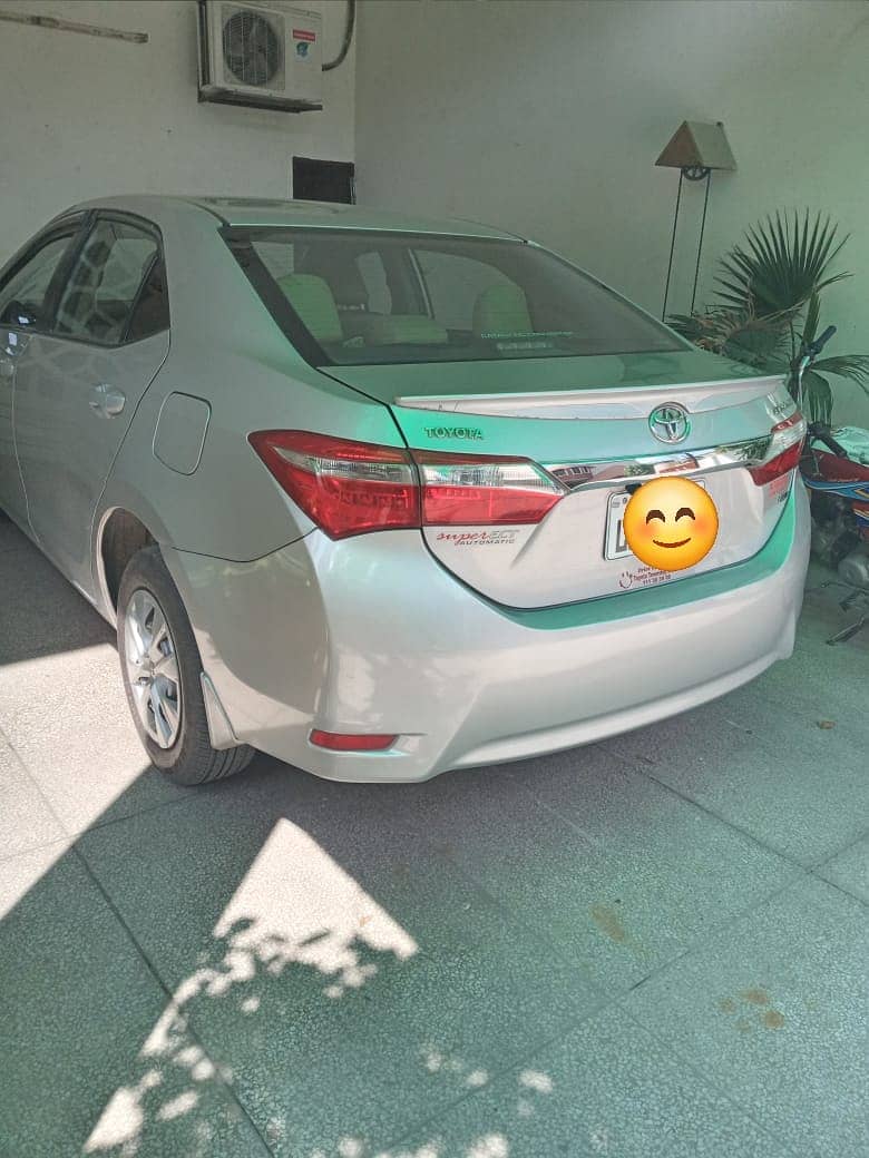 Toyota Corolla GLI 2016 auto 5