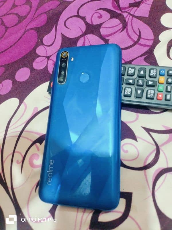 realme 5 4/64 1