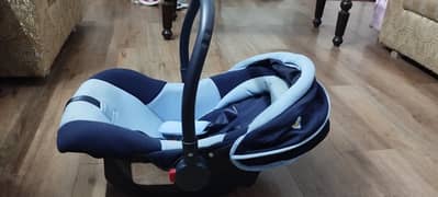 Carry cot + car seat 2 in 1, just like new