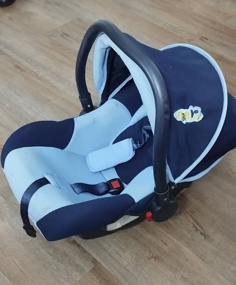 Carry cot + car seat 2 in 1, just like new 1