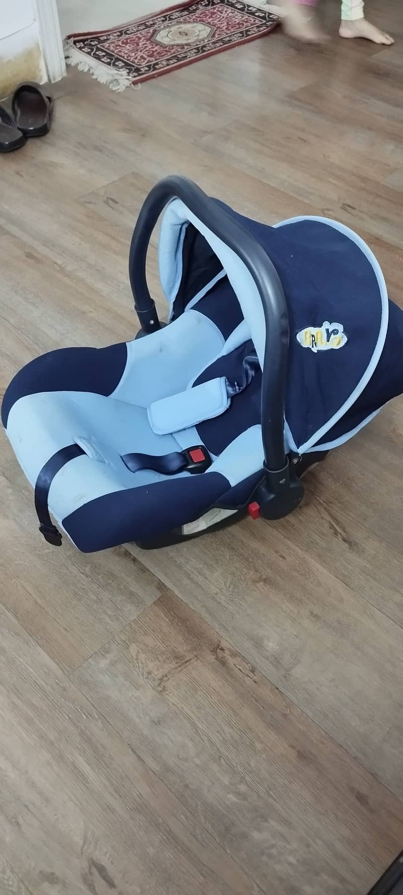 Carry cot + car seat 2 in 1, just like new 3