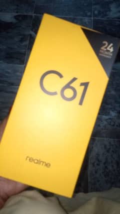 realme C61