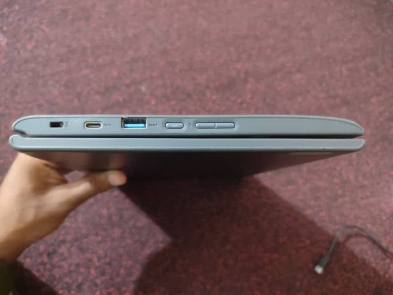 chrome book laptop touch screen 4