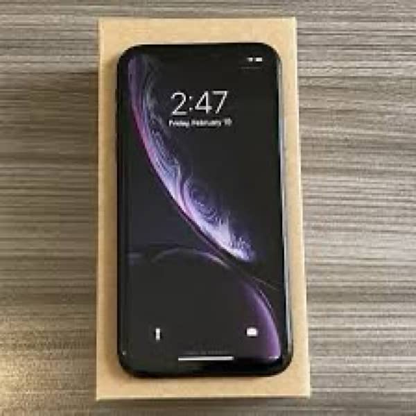 iphone XR Non active for sale . 10/10 condition 3