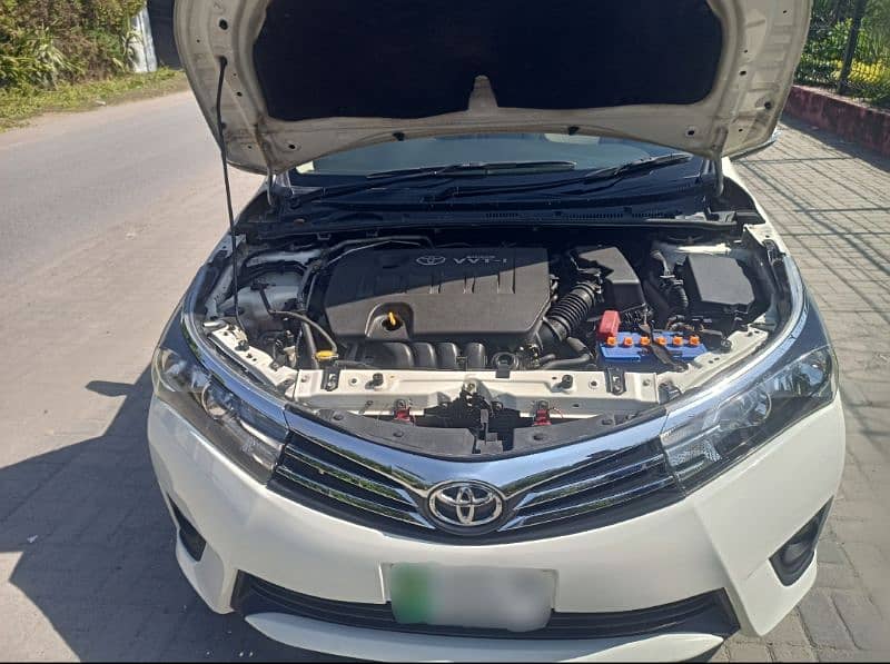 Toyota Altis Grande 2015 8