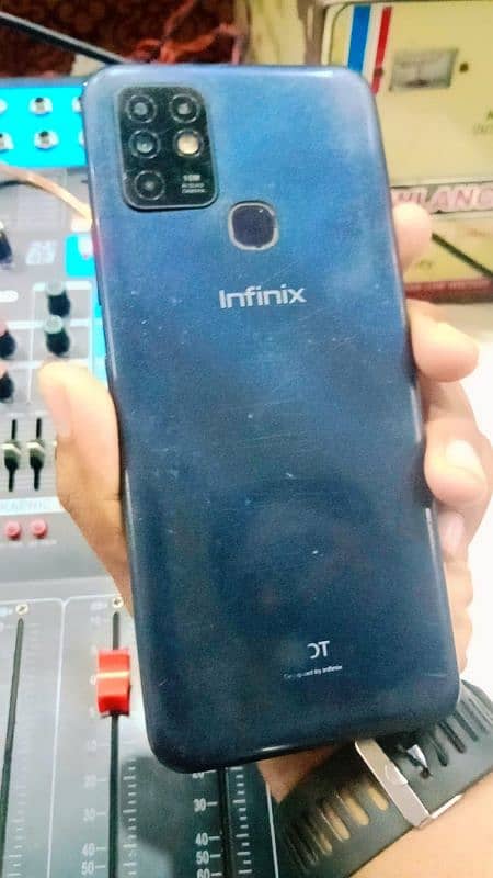 Infinix Hot 10 /4 / 64 exchange possible 1