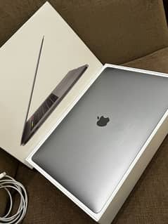 MacBook