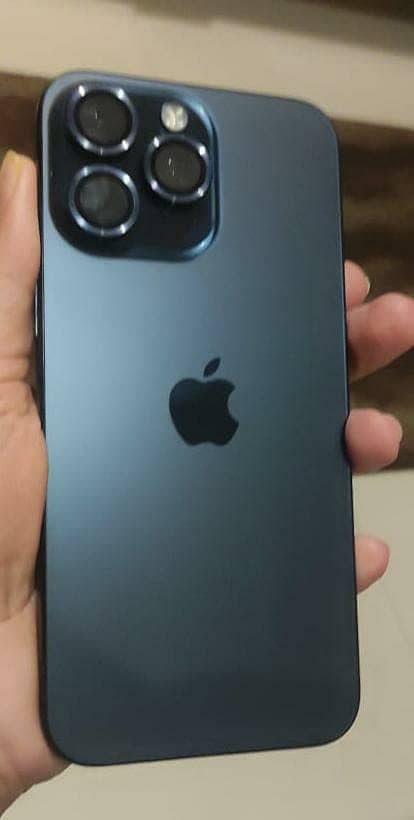 I PHONE 15 PRO MAX. PTA APPROVED . 256 GB TITANUM BLUE 2