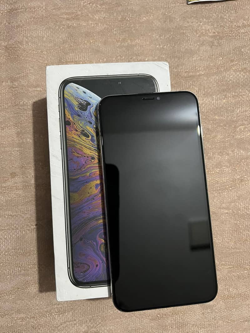 IPHONE XS MAX FOR SALE 2