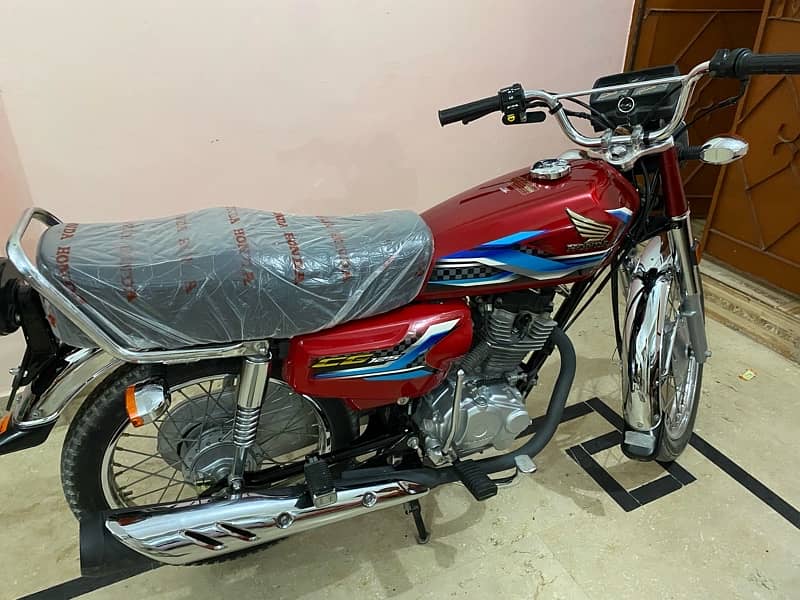 Honda CG 125 - 2024 Model new condition 2