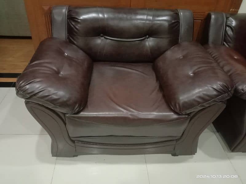 leather sofa 2