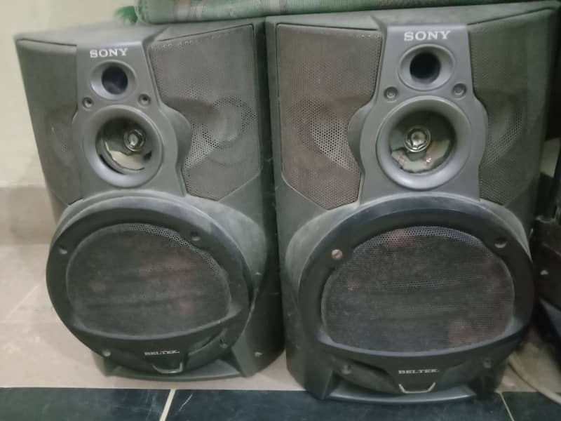 Sony speaker urgent sale 2