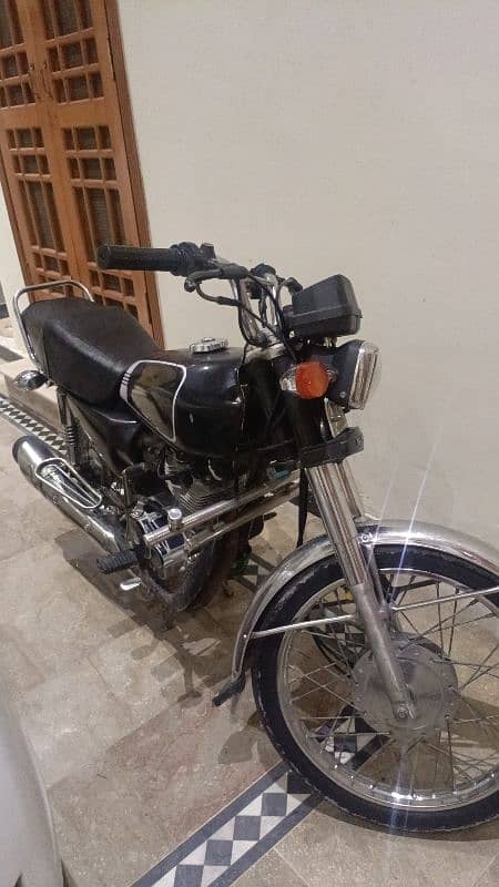 honda 125 for slae with original tanki tapa 4