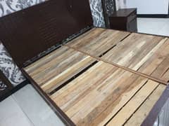 king size bed with side tables