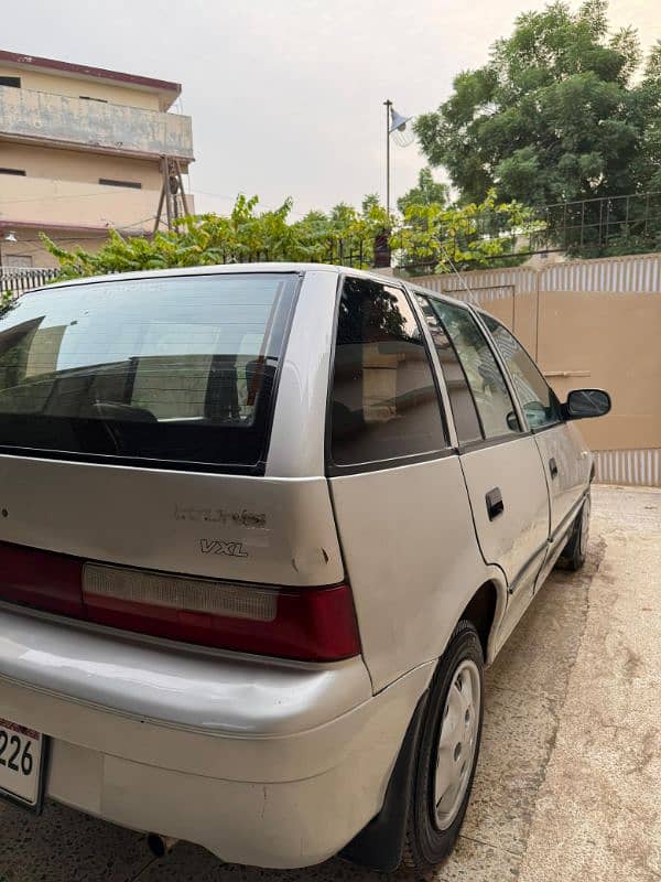 Suzuki Cultus VXL 2004 4