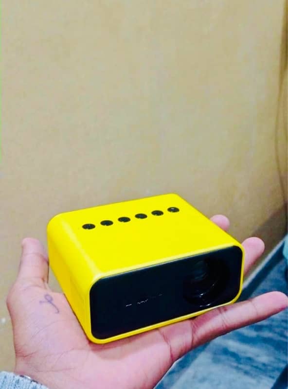 Mini Projector T500 1