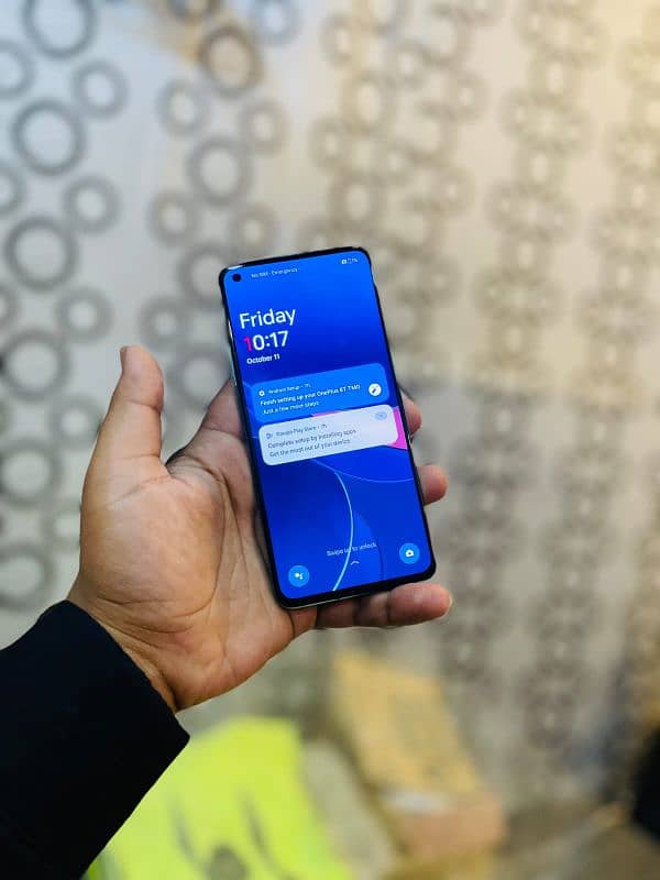 Oneplus 8t 12/256, 10/10 condition deliverable 3