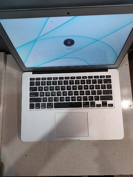 Apple MacBook Air 2016 5