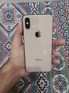 03097218114 is per call kray iPhone XS sale  64 gb non pta FU