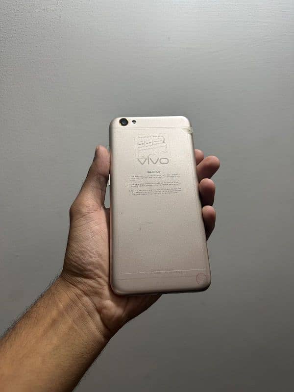 Vivo Y67 1