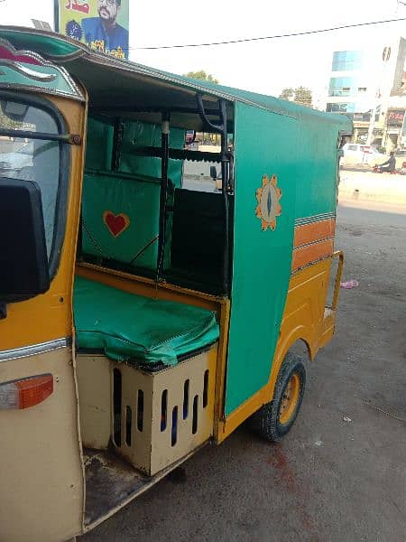 Tuk Tuk /Tezrafar /New Asia /Riksha / 7