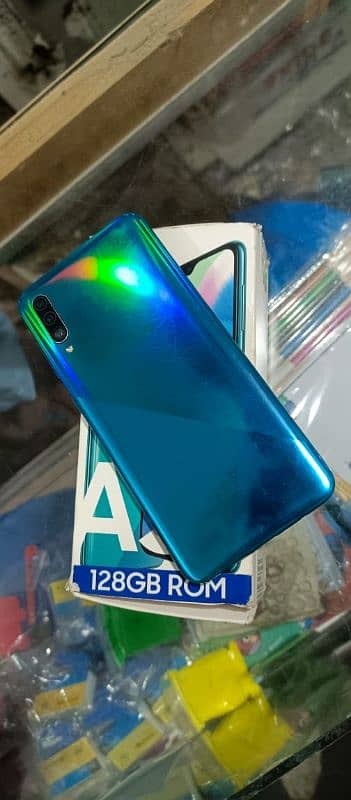 Samsung Galaxy A30s 1