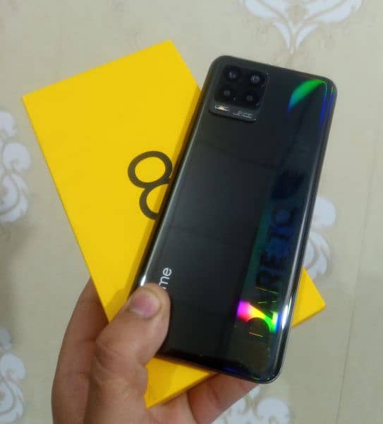 realme 8 mobile phone 5