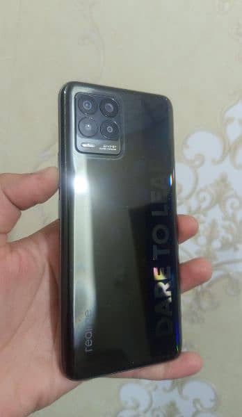 realme 8 mobile phone 7