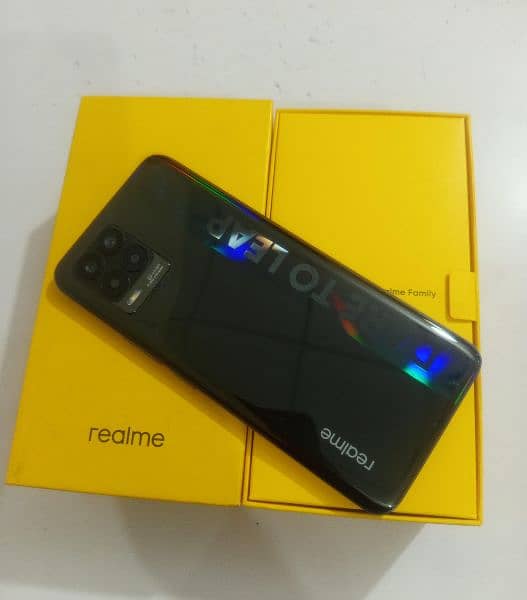 realme 8 mobile phone 10