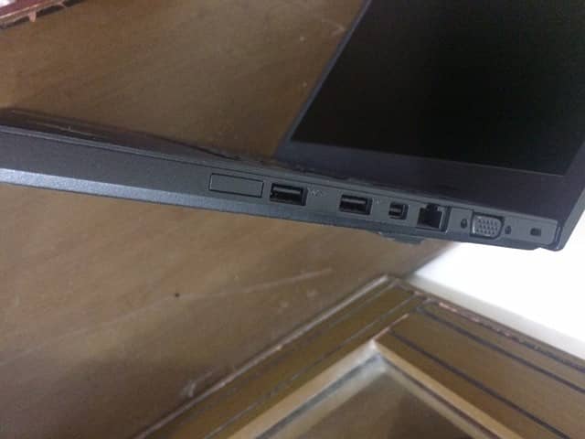 lenovo T460 i5-6th-Generation. 8GB-RAM. 256GB-SSD 5