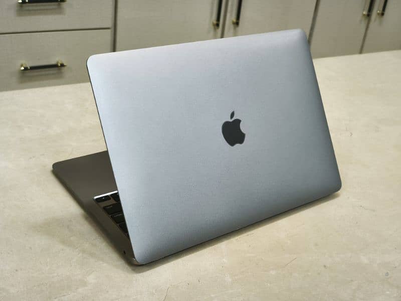 Macbook Air 2020 i5 5