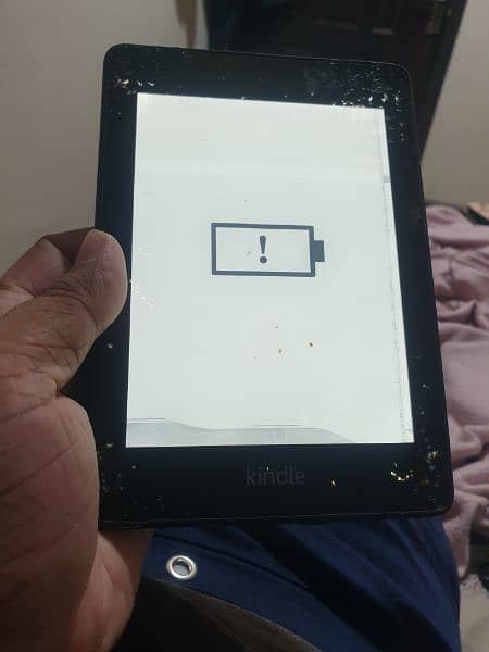 Amazon kindle Paperwhite 10th gen 8gb. 0