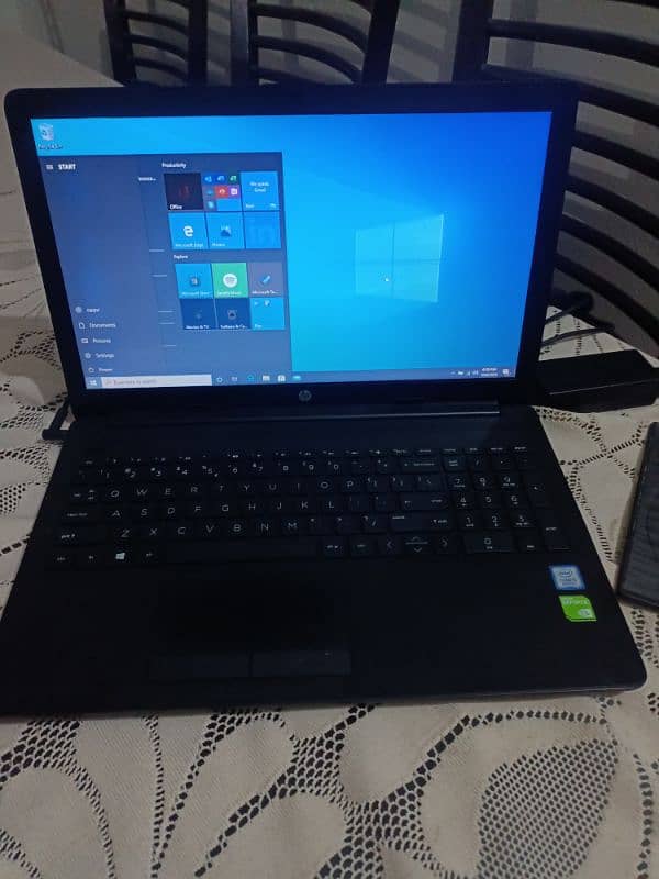 Hp Laptop i5 8th Generation ( Battery time Zero) 1