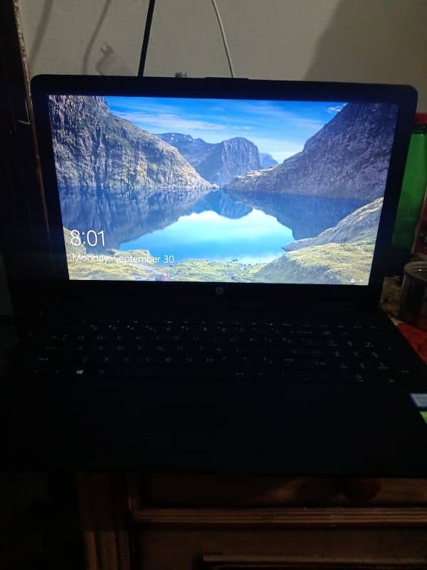 Hp Laptop i5 8th Generation ( Battery time Zero) 4