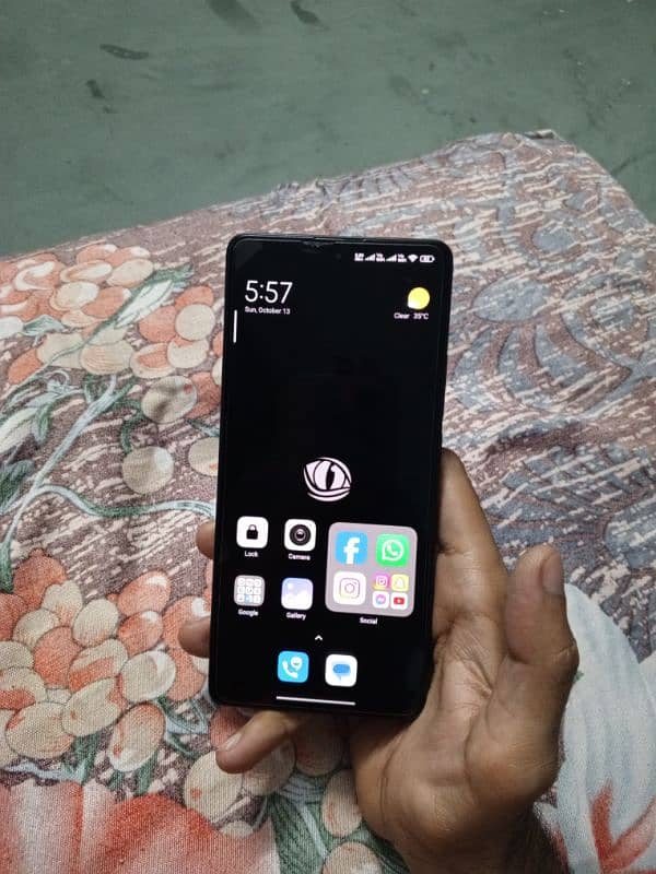 redmi note 13pro 12/512 black color 9/10 condition 0