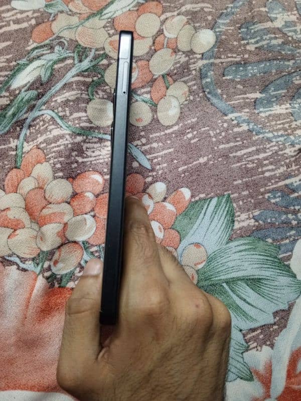 redmi note 13pro 12/512 black color 9/10 condition 5