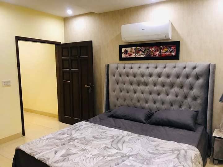 One bedroom daily basis laxusry short stay apartment available for rent in bahria town 0