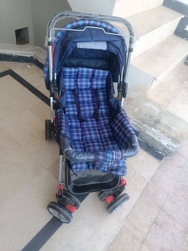 Baby Pram Available For Sale In New Condition 2