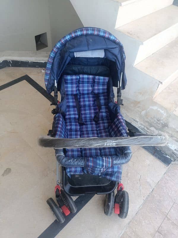 Baby Pram Available For Sale In New Condition 3