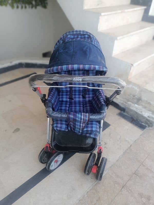 Baby Pram Available For Sale In New Condition 4